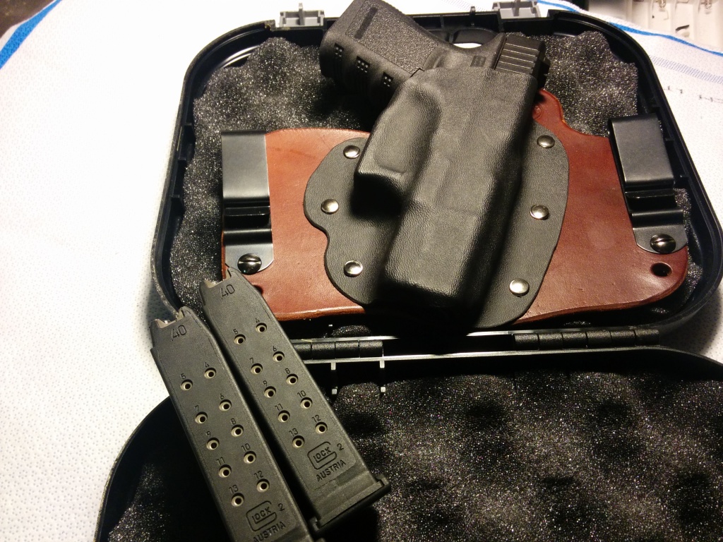 Foxy Tuck Designed for a Glock 23